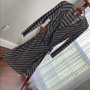 Old Navy Grey on Grey Long-sleeve Wrap Dress